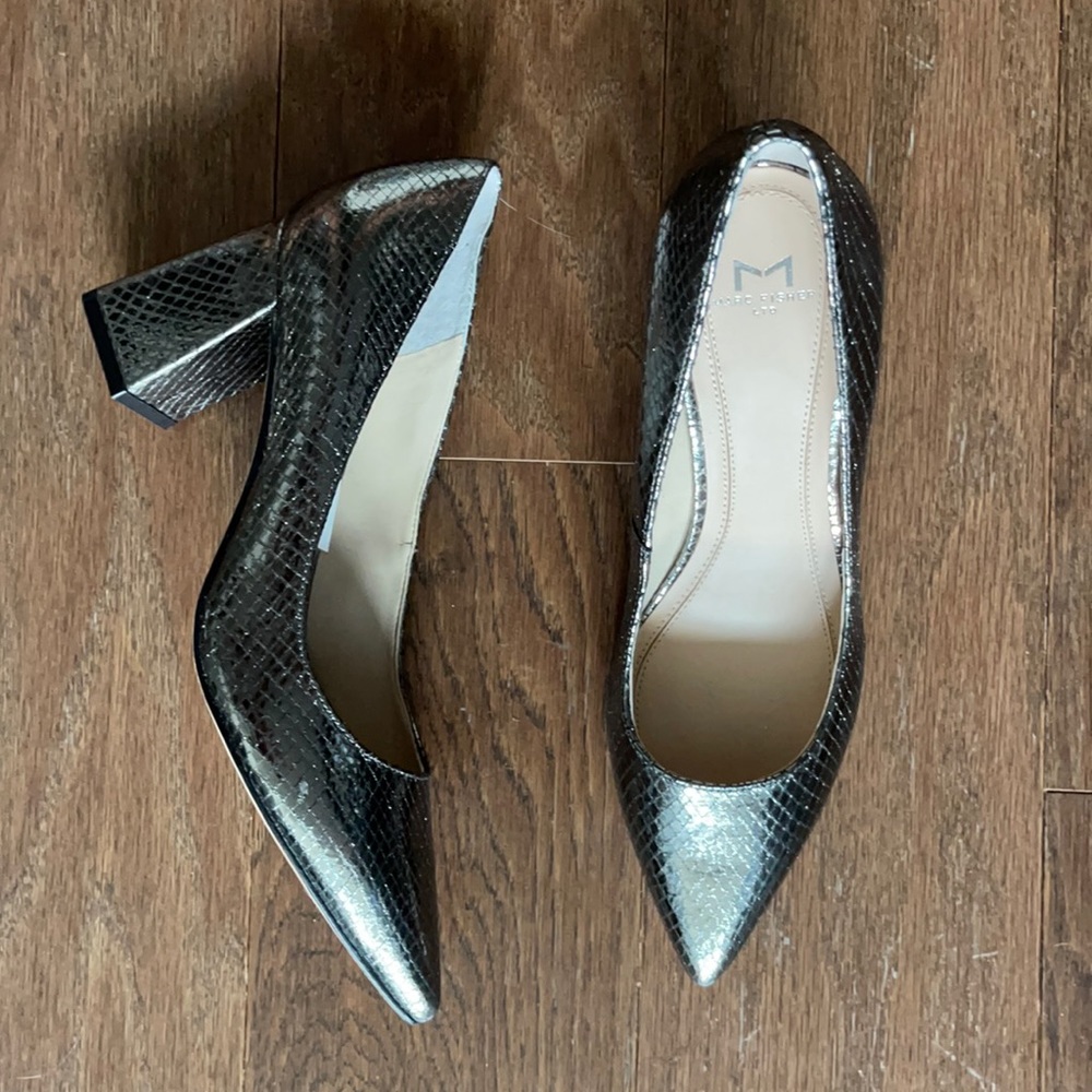 Marc Fisher block Heel Pump